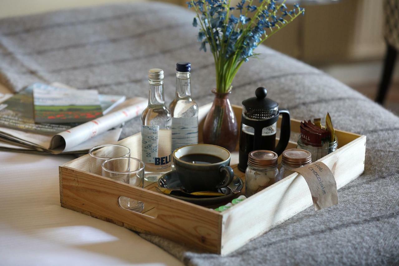 Horse And Groom Moreton-in-Marsh Екстериор снимка